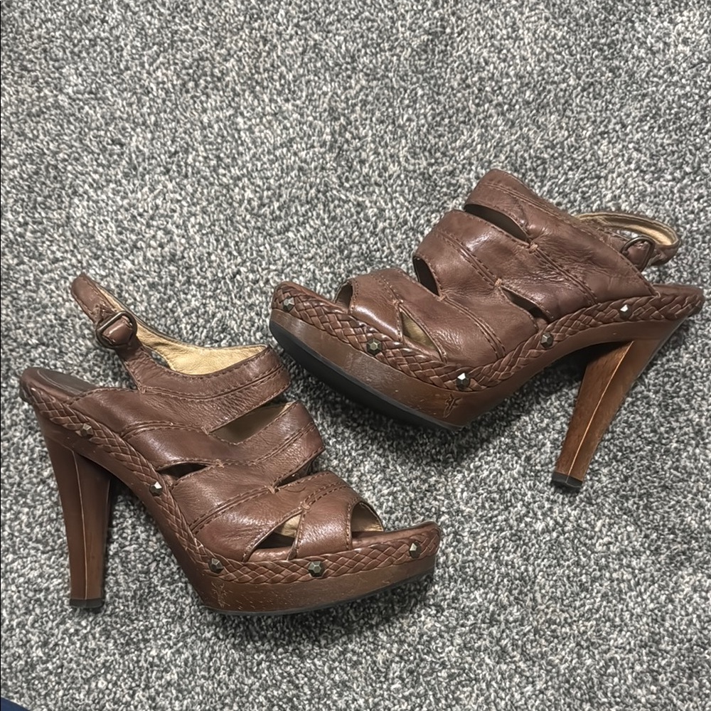 Frye Dara Wood Heel Sandal Genuine Leather 10